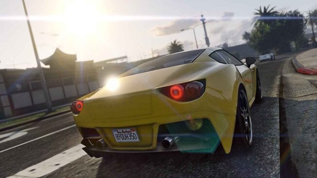 Grand Theft Auto V (GTA V) – PS4 (Pre-Owned) - Image 3